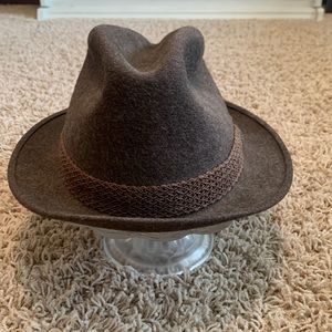 Vintage Ferncroft Hat Brown Felt small head size